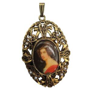 Amalie von Schintling Cameo Pendant Vintage Gold Tone Setting Work Faux Pearls